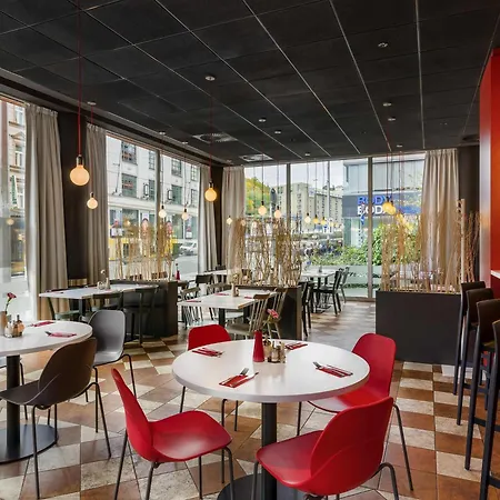 Ibis Mala Strana Otel 3*