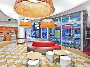 Ibis Mala Strana فندق