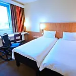 Ibis Mala Strana 3*