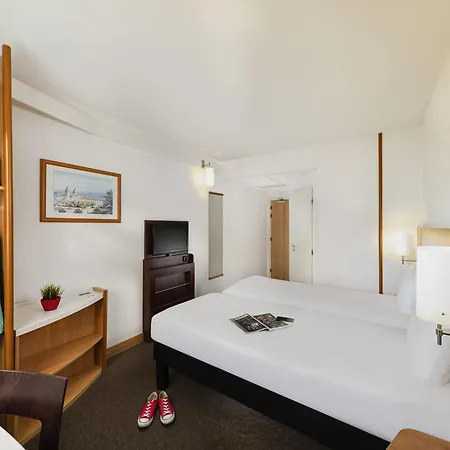 Ibis Mala Strana 3* Prague