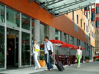 Ibis Mala Strana Hotel