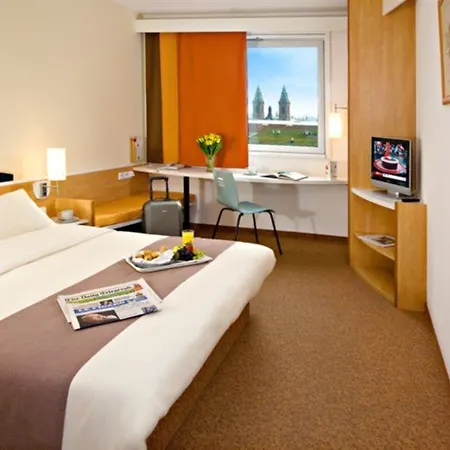 Ibis Mala Strana 3* Prag