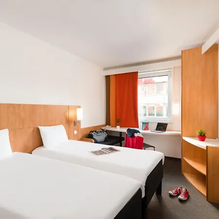 Ibis Mala Strana 3* Prag