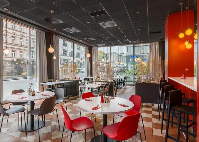 Ibis Mala Strana 3* Prag